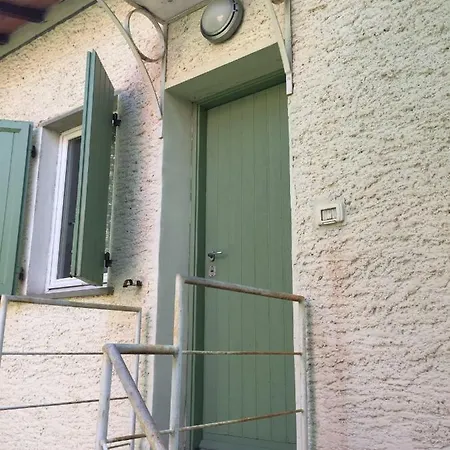 Apartment Lawrence